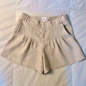 Parker Women’s Pleated Pocketed High Waist Linen Shorts